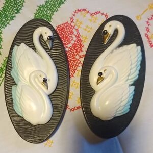 Vintage White Swan Wall Accents
